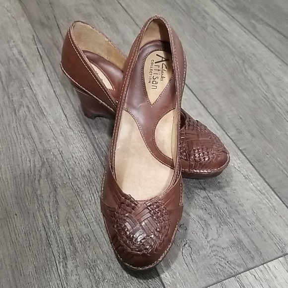 Clarks Women's Shoes Size US 7 Artisan Wedges Brown - Picture 2 of 5